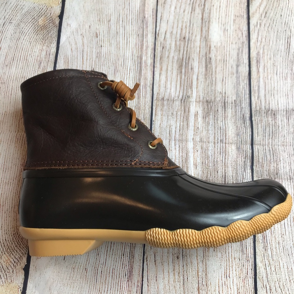 NWT/ Sperry | Saltwater women’s boots winter duck - Picture 2 of 16